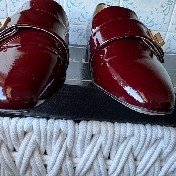 New Karl Lagerfeld Nelia Patent leather Loafers - Picture 8 of 9